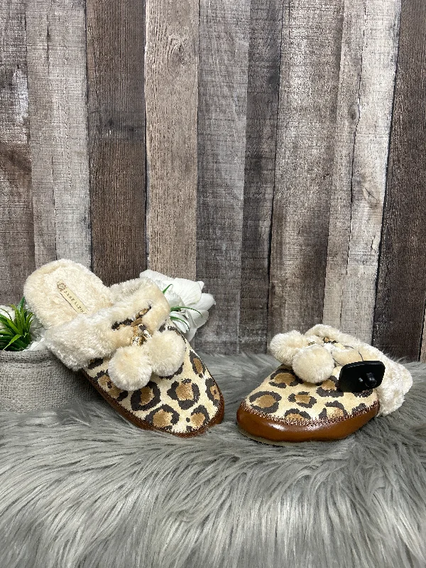 running shoes with soft cushioning-Slippers By Anne Klein In Animal Print