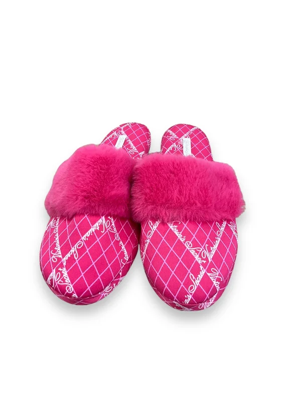 running shoes with high rebound-Pink Slippers Victorias Secret, Size 9.5