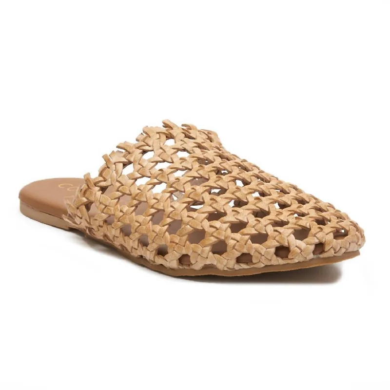 running shoes for sandy beaches-Safari Slip On Shoe In Natural