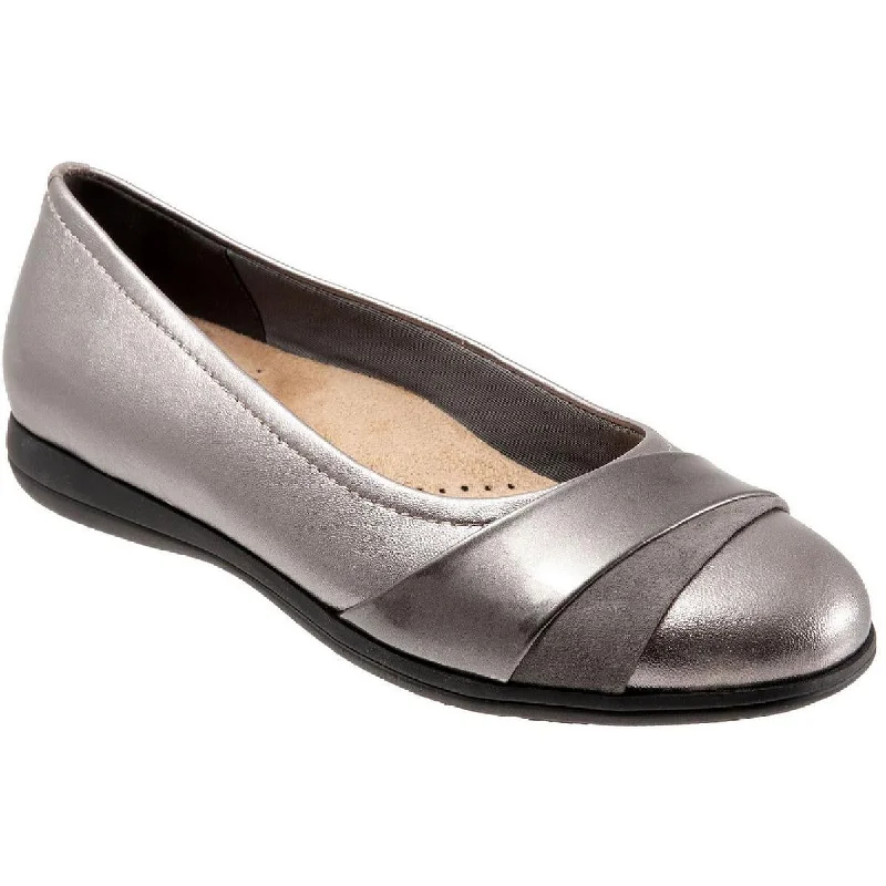 Flats near community parks-Trotters Womens Danni Arch Support Slip-On Shoes