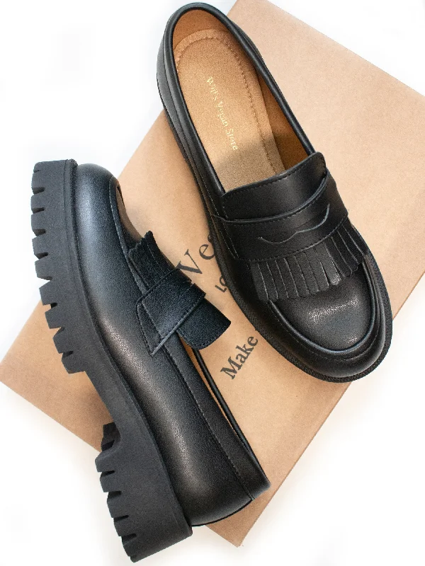 Loafers with adjustable adventures-Track Sole Fringe Loafers