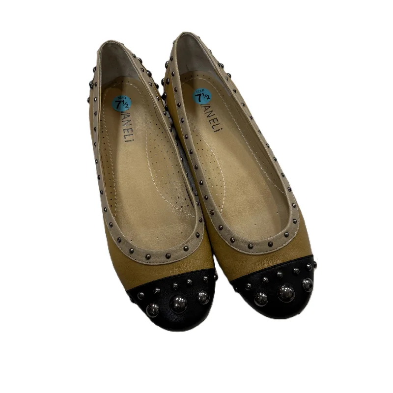 Flats in central charm-Shoes Flats By Vaneli In Black & Brown, Size: 7.5