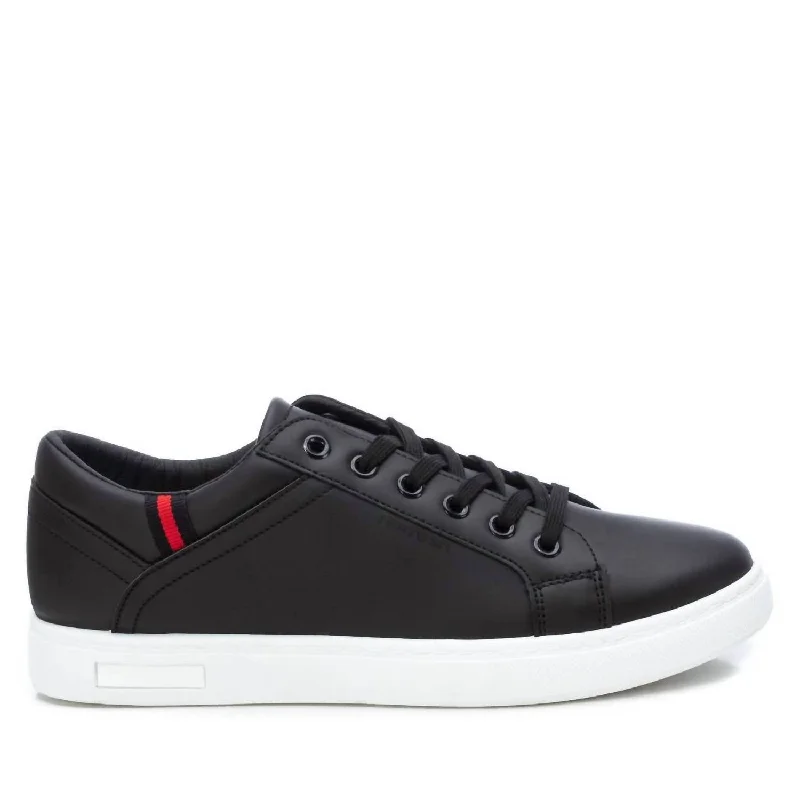 Men's Casual Sneakers In Black