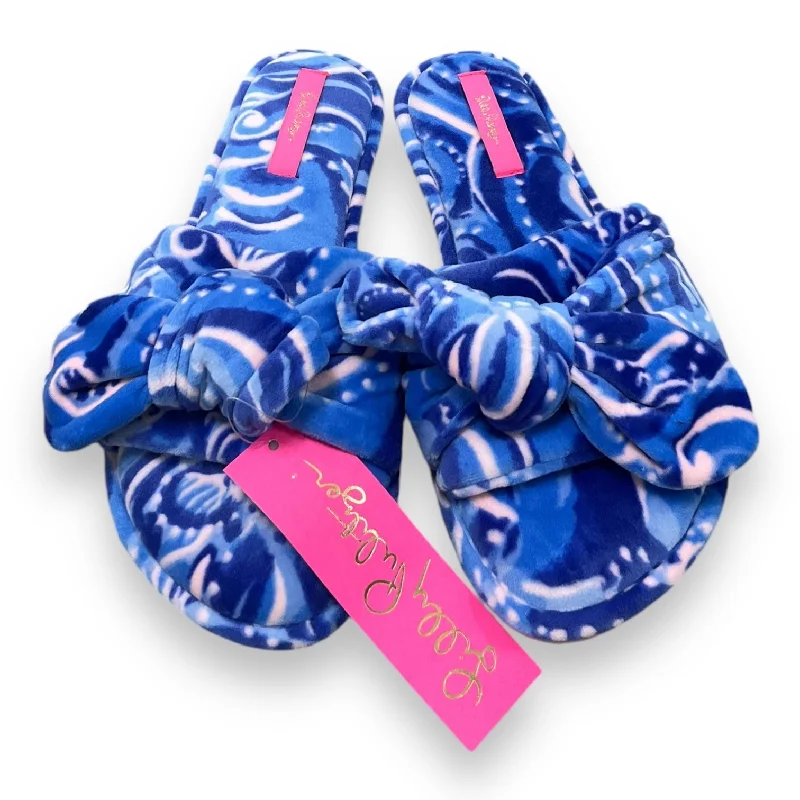 running shoes with plush comfort-Slippers Designer By Lilly Pulitzer In Blue