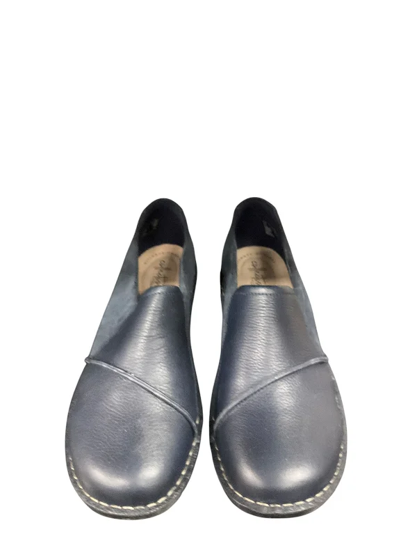 Flats near train station-Shoes Flats By Classic Apparel In Navy, Size: 9