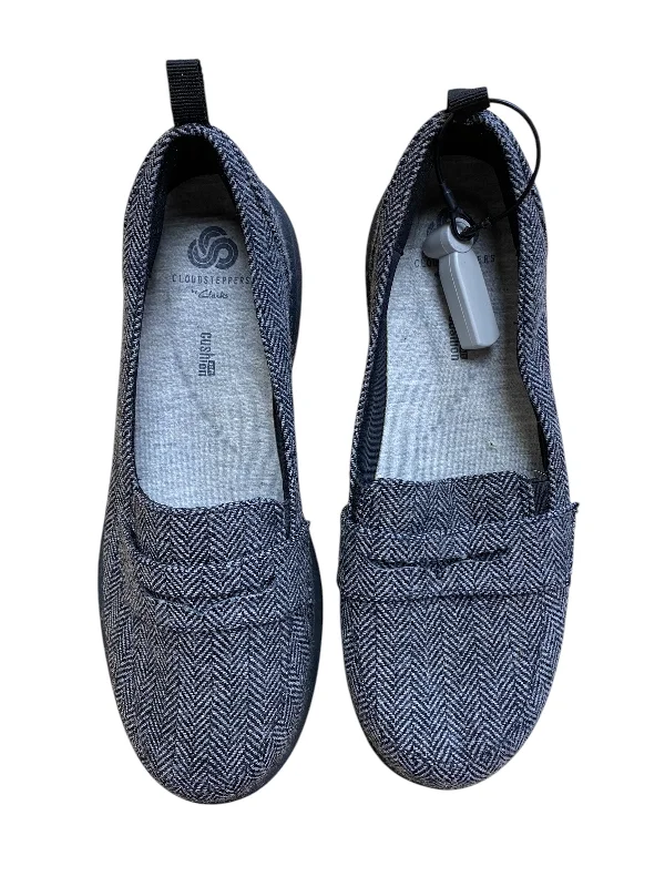 Flats near waterfront views-Shoes Flats By Clarks In Grey, Size: 7.5