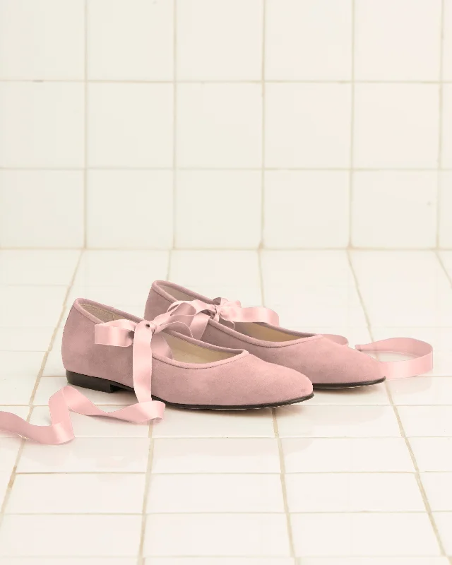 Flats with scenic spaces-Musette Flats - Pink