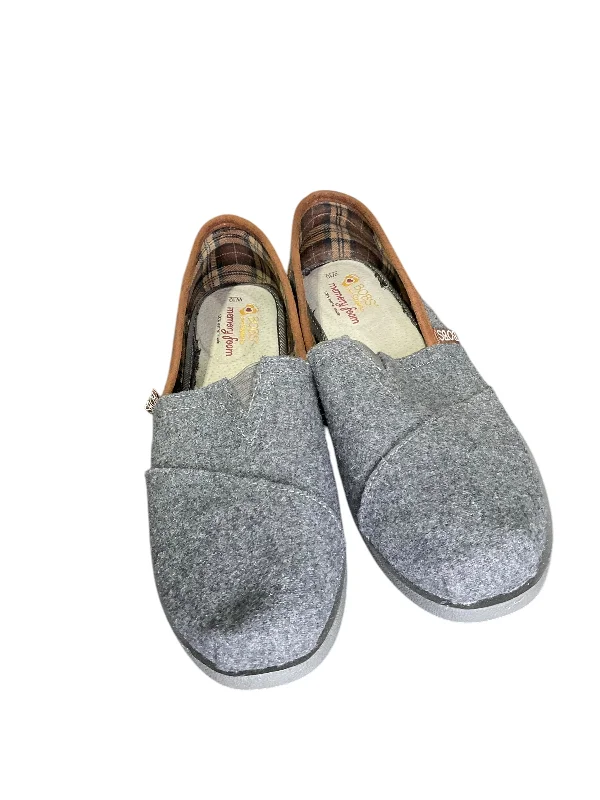 Flats near art appeal-Shoes Flats By Bobs In Grey, Size: 10