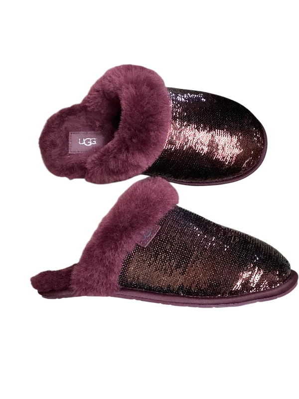 running shoes with extra cushion-Slippers By Ugg In Maroon