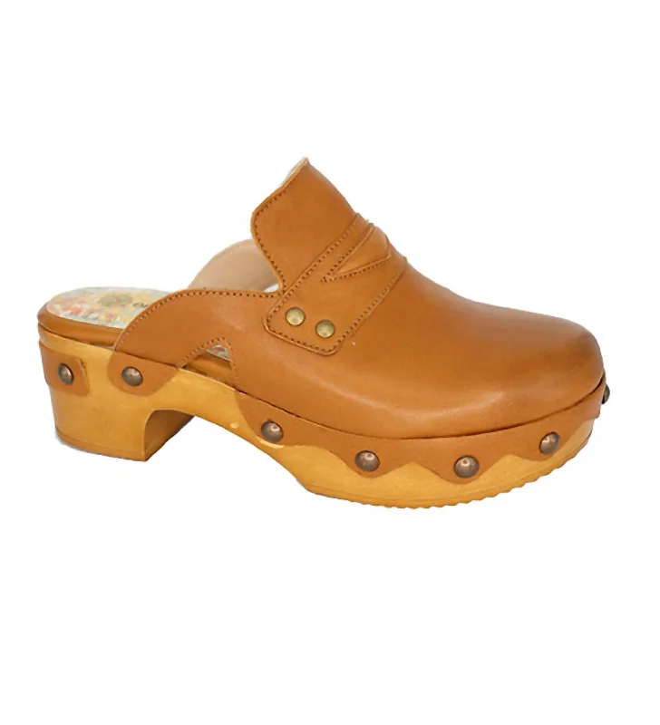 running shoes for casual jogging-Women's Delphi Clogs In Cognac