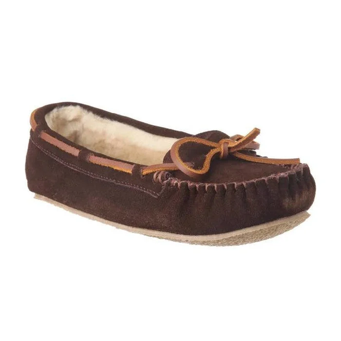 running shoes with sustainable build-Minnetonka Women's Cally Slipper - Chocolate