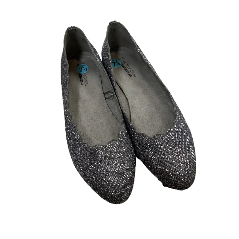 Flats with spacious charm-Shoes Flats By Kim Rogers In Silver, Size: 7.5